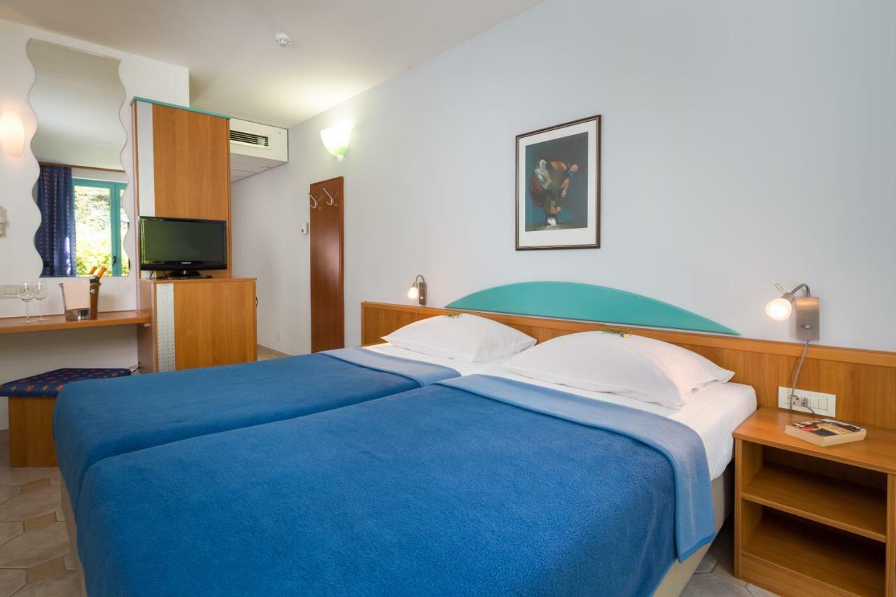 Bretanide Sport & Wellness Resort Bol Luaran gambar